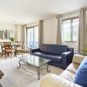 Entire Downtown, Walk To Bmo & Stampede, Parking, 1,5 Hrs To Banff Appartement Calgary